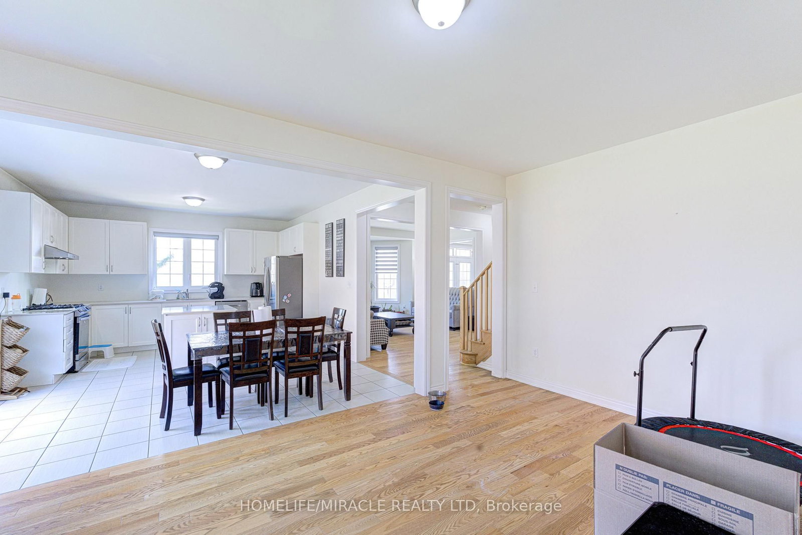566 Brisdale Drive • Brampton, ON photo 17