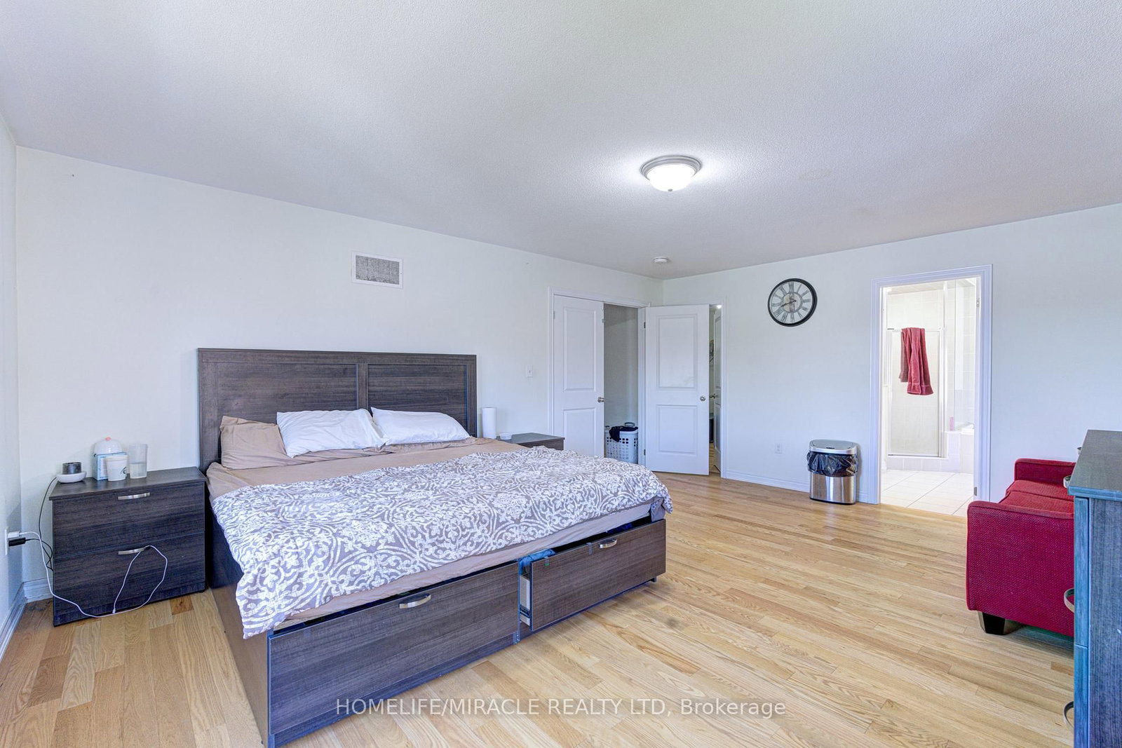 566 Brisdale Drive • Brampton, ON photo 21
