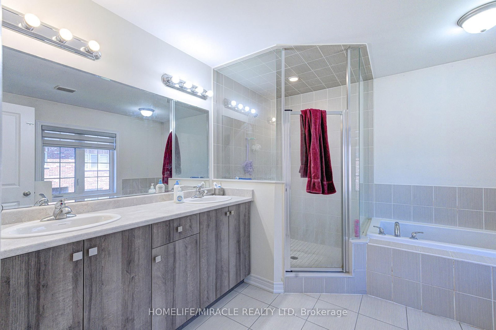 566 Brisdale Drive • Brampton, ON photo 22