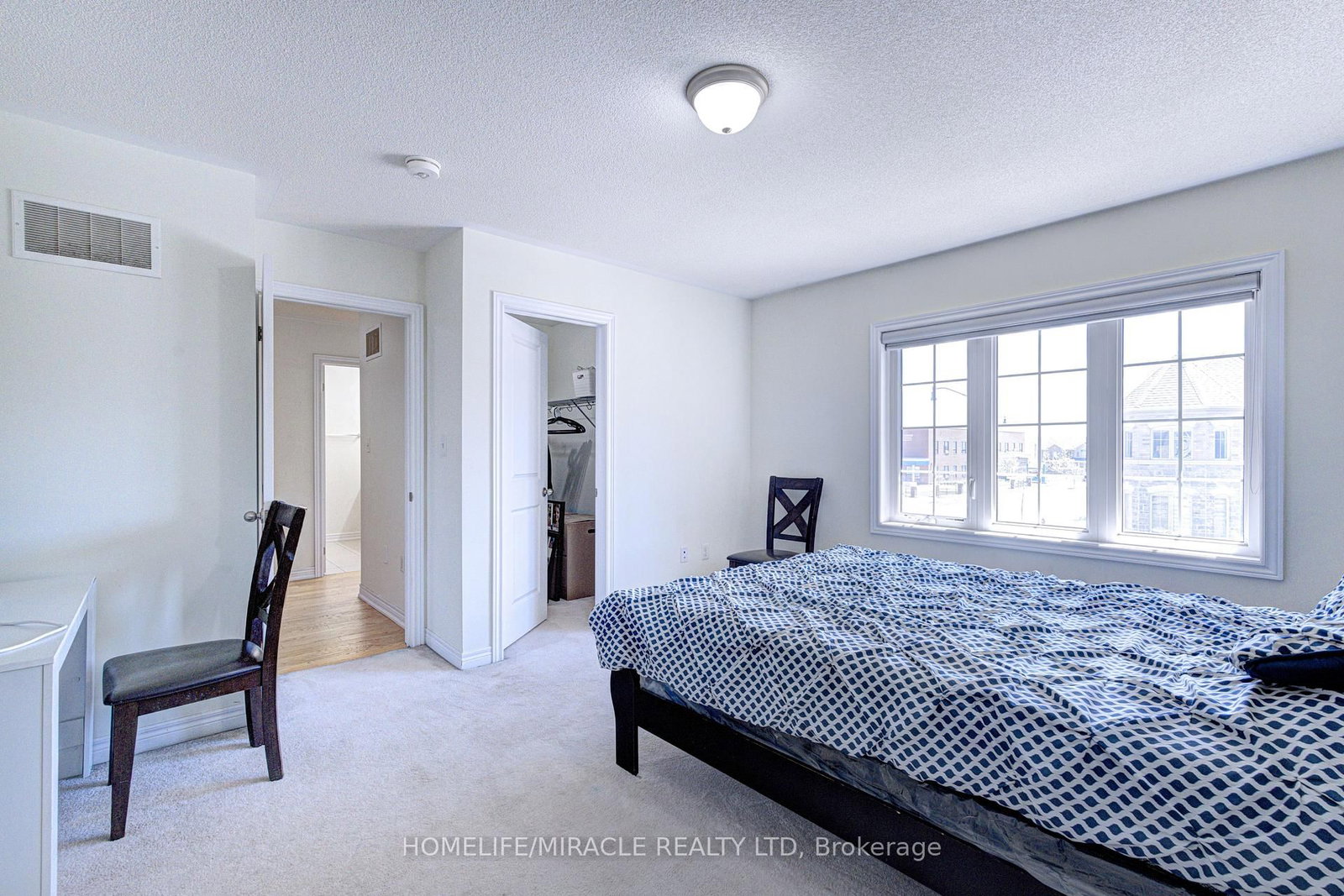 566 Brisdale Drive • Brampton, ON photo 27