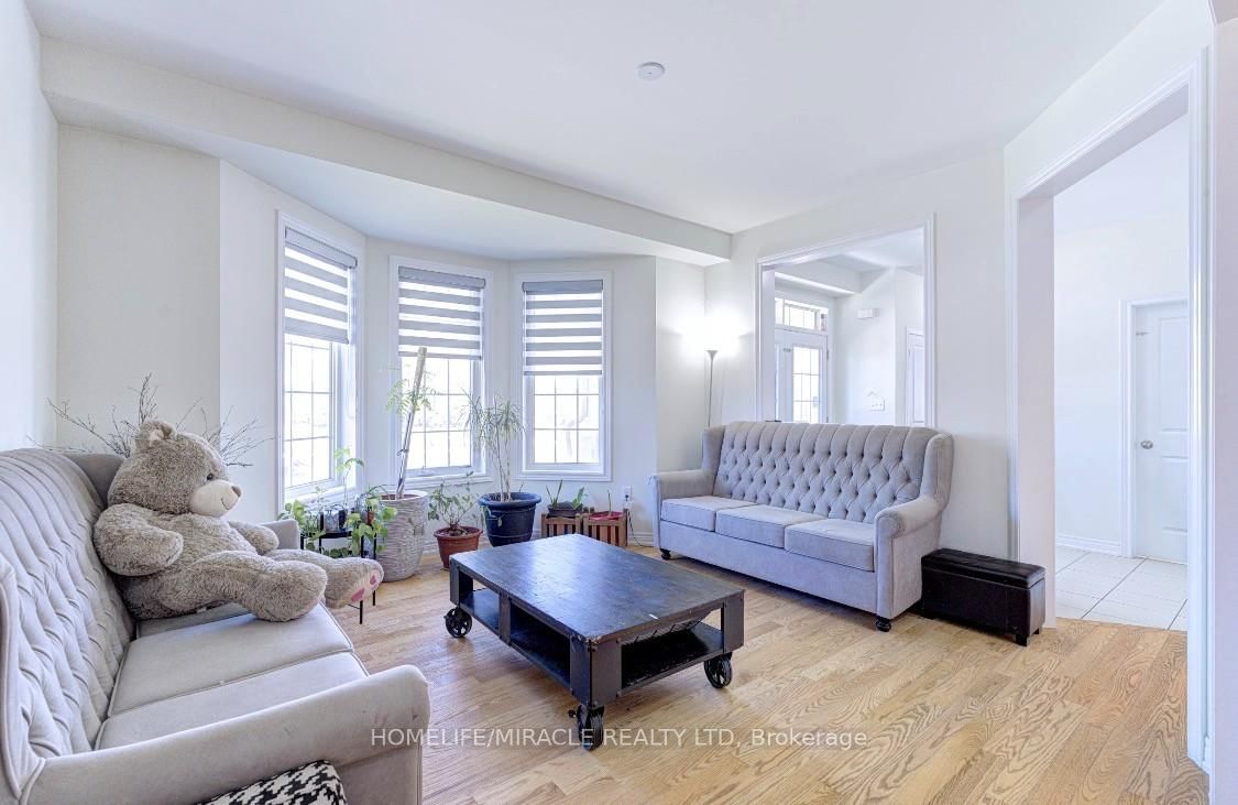 566 Brisdale Drive • Brampton, ON photo 7