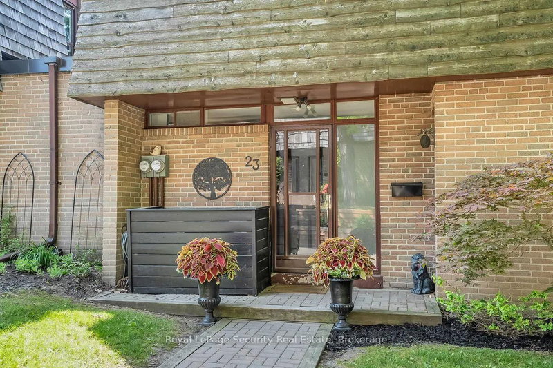 23 Raintree Path