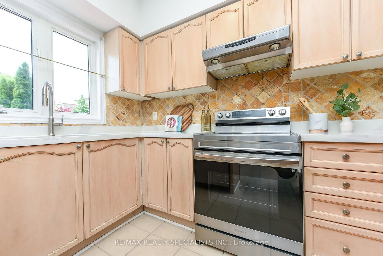 5624 Freshwater Drive • Mississauga, ON photo 12