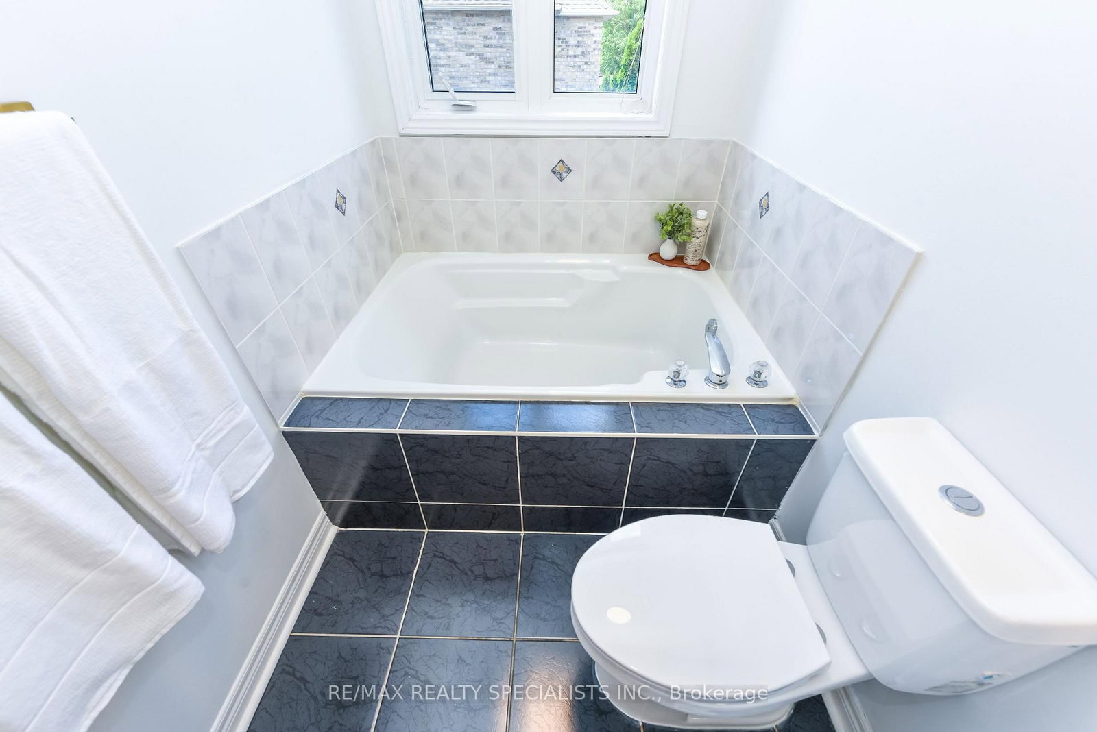 5624 Freshwater Drive • Mississauga, ON photo 29