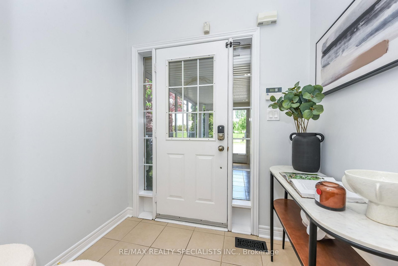 5624 Freshwater Drive • Mississauga, ON photo 4
