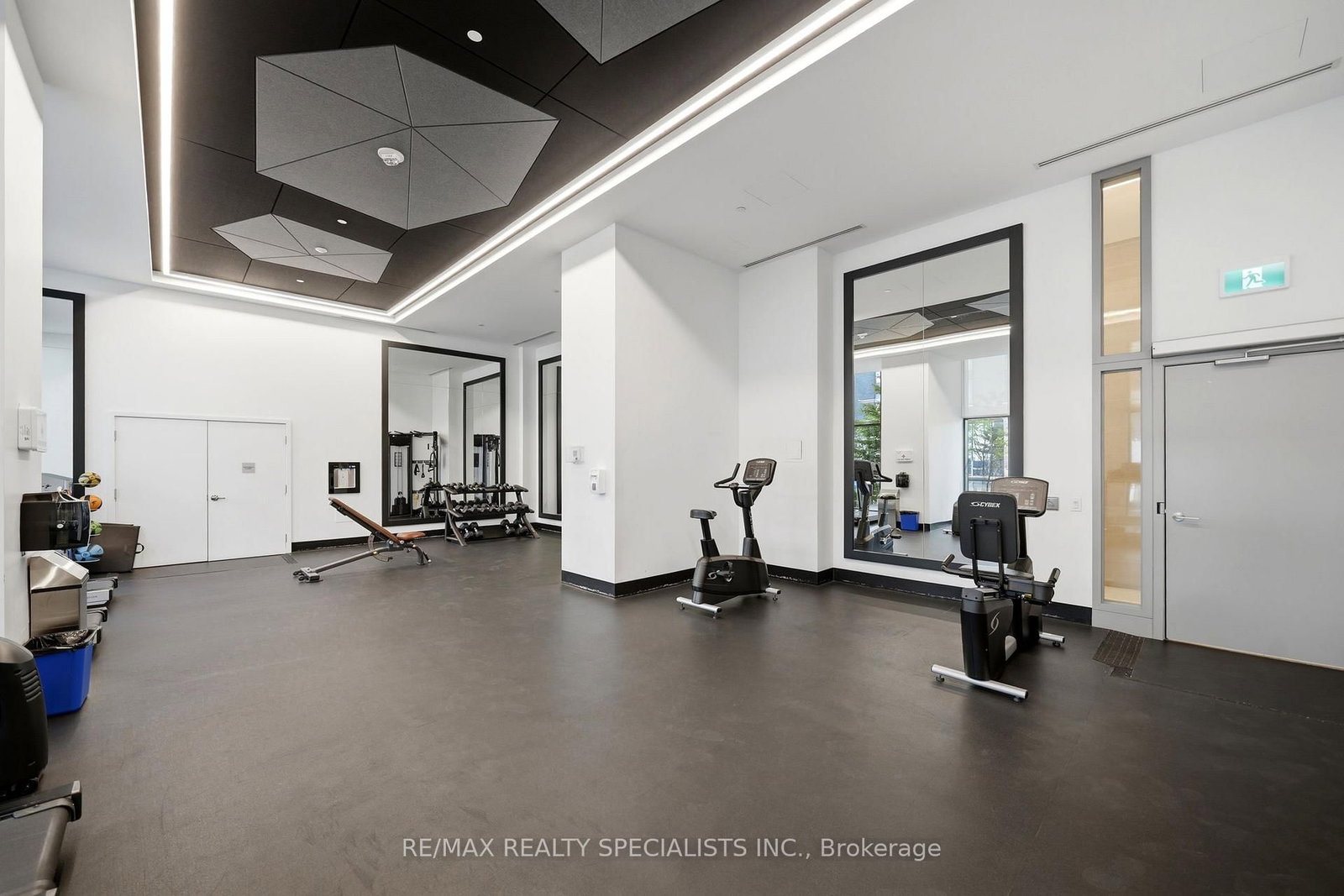 Condo for sale at 303-30 Samuel Wood Way, Toronto, Ontario, M9B 0C9 - Islington-City Centre West - MLS: W13417536