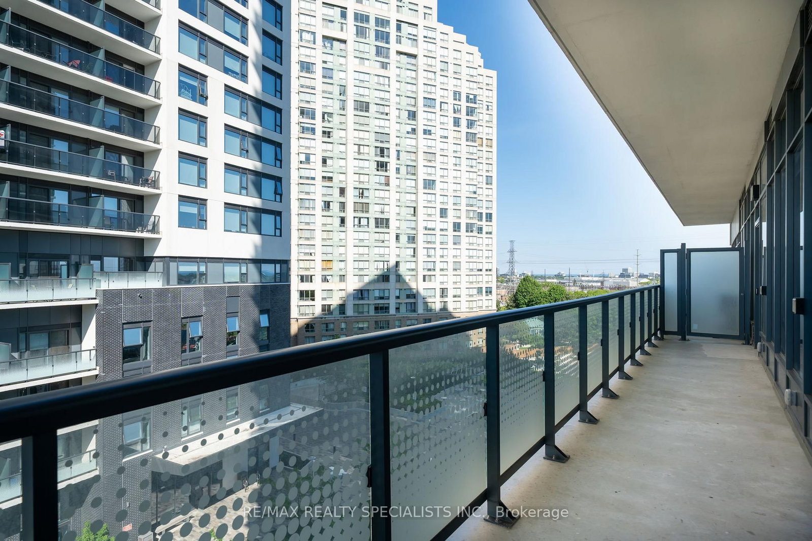 Condo for sale at 303-30 Samuel Wood Way, Toronto, Ontario, M9B 0C9 - Islington-City Centre West - MLS: W13417536