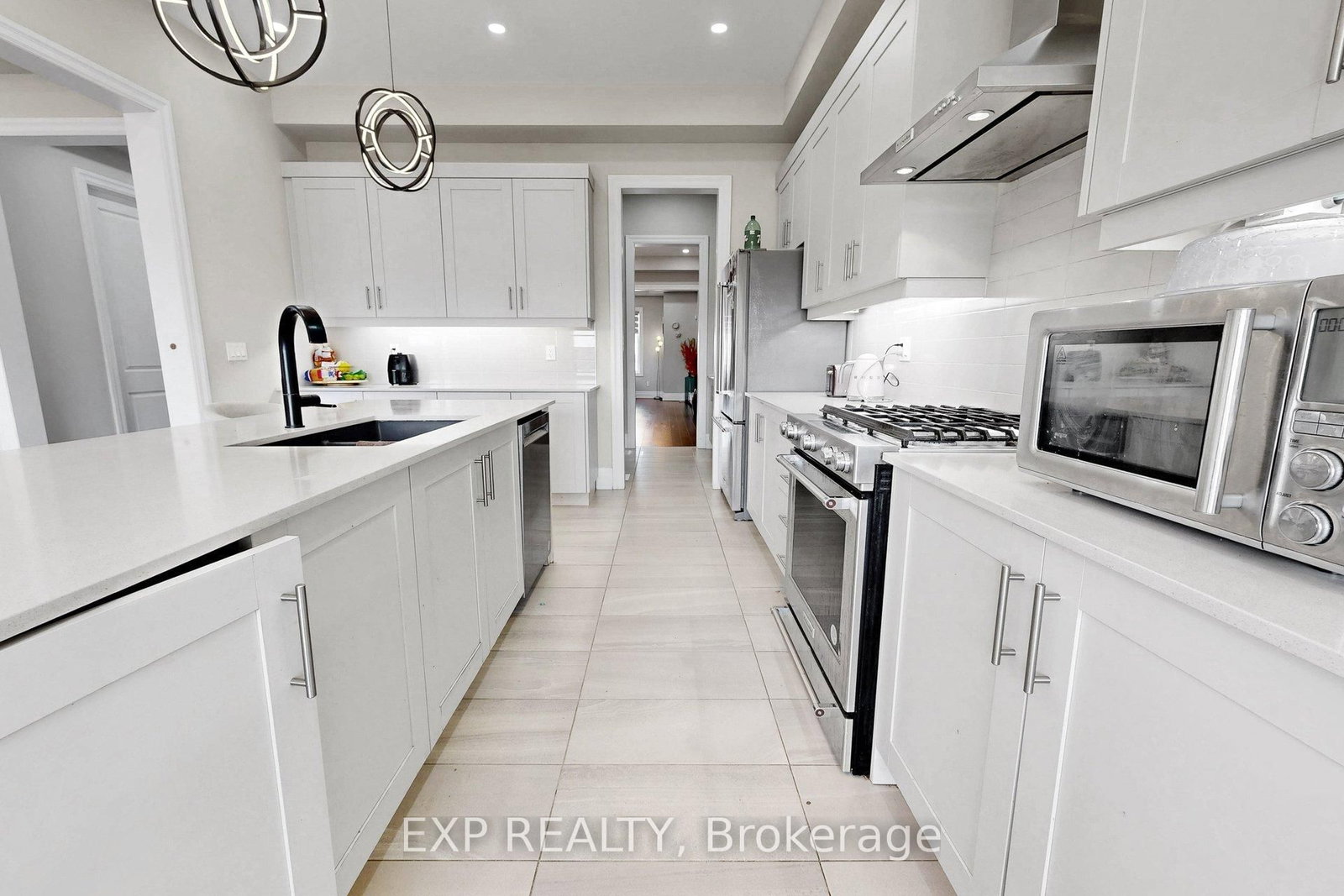 7 Swamp Sparrow Court • Caledon, ON photo 19