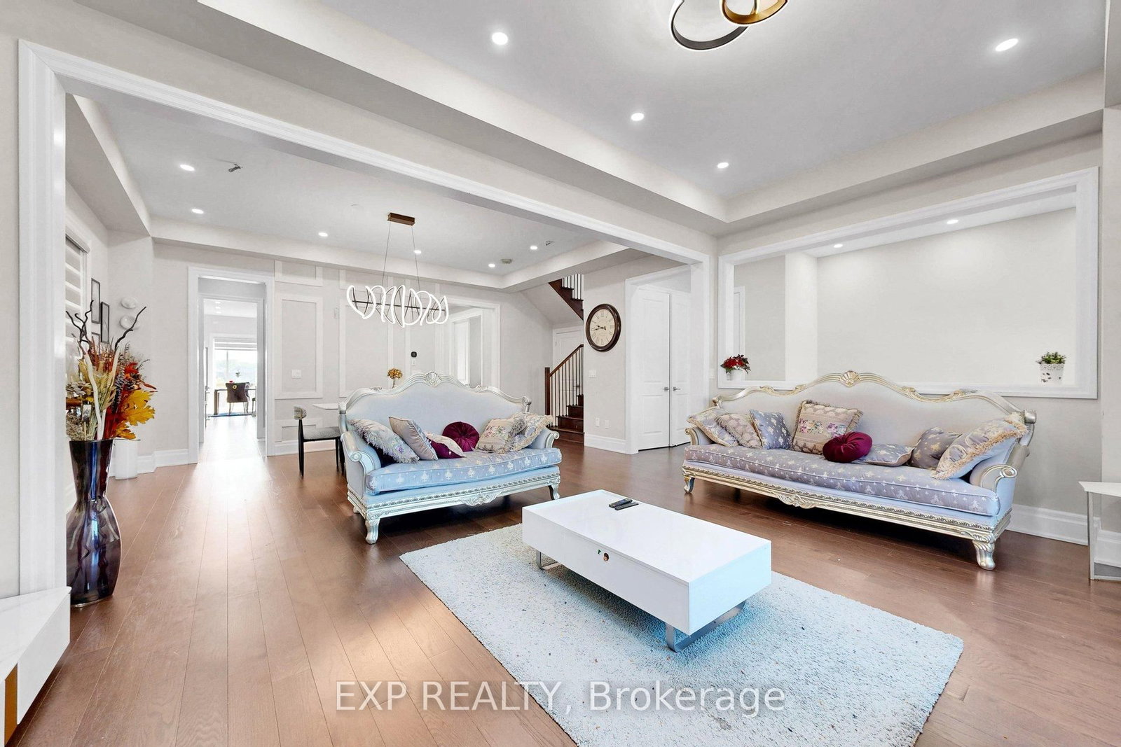 7 Swamp Sparrow Court • Caledon, ON photo 8