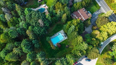 5-bed Detached House · 4434 Cedar Springs Rd