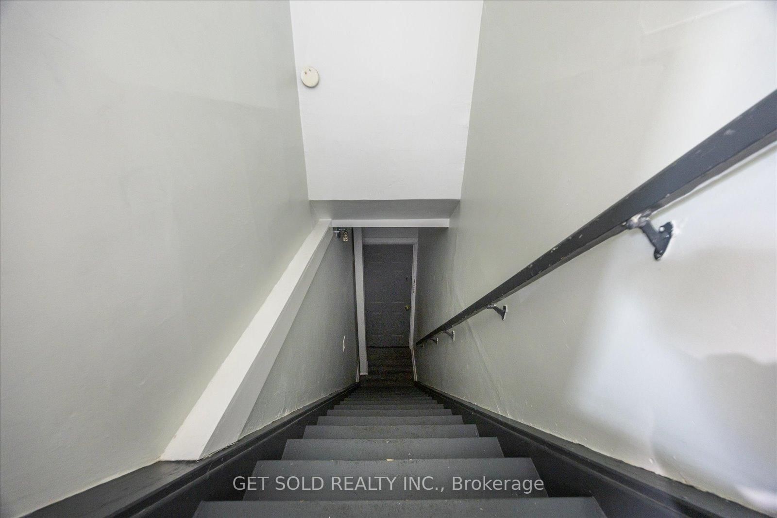 1089-1091 Dovercourt Road • Toronto, ON photo 19