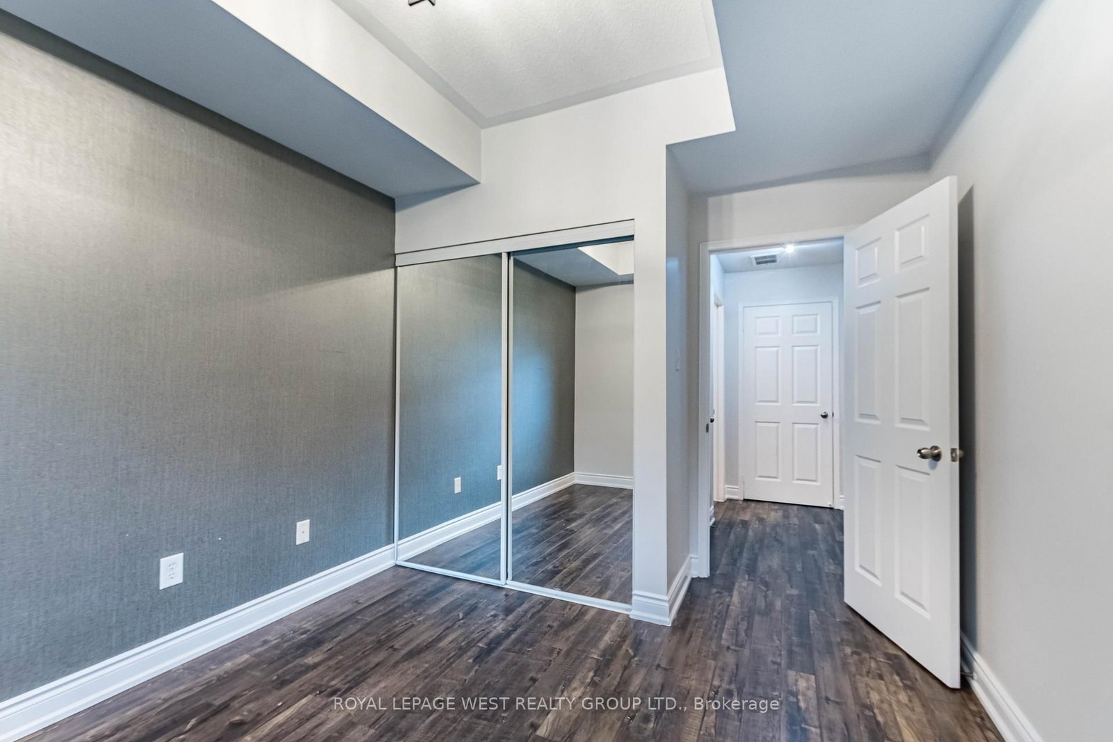 5035 Oscar Peterson Mississauga,ON L5M 0P4 — Photo 5