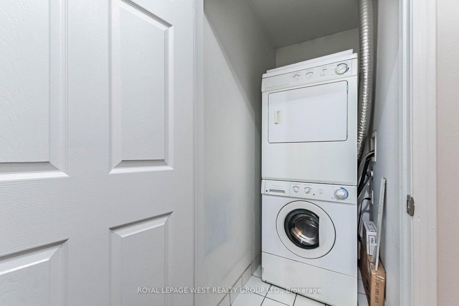 5035 Oscar Peterson Mississauga,ON L5M 0P4 — Photo 8