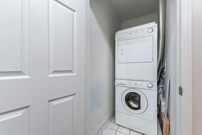 5035 Oscar Peterson Mississauga,ON L5M 0P4 — Photo 8