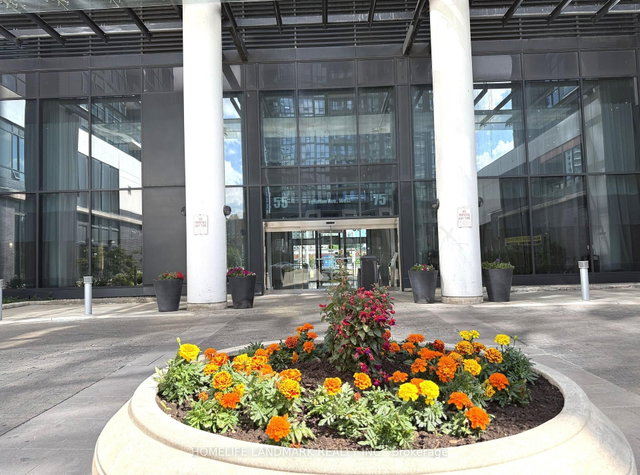 109 - 55 Eglinton Avenue W