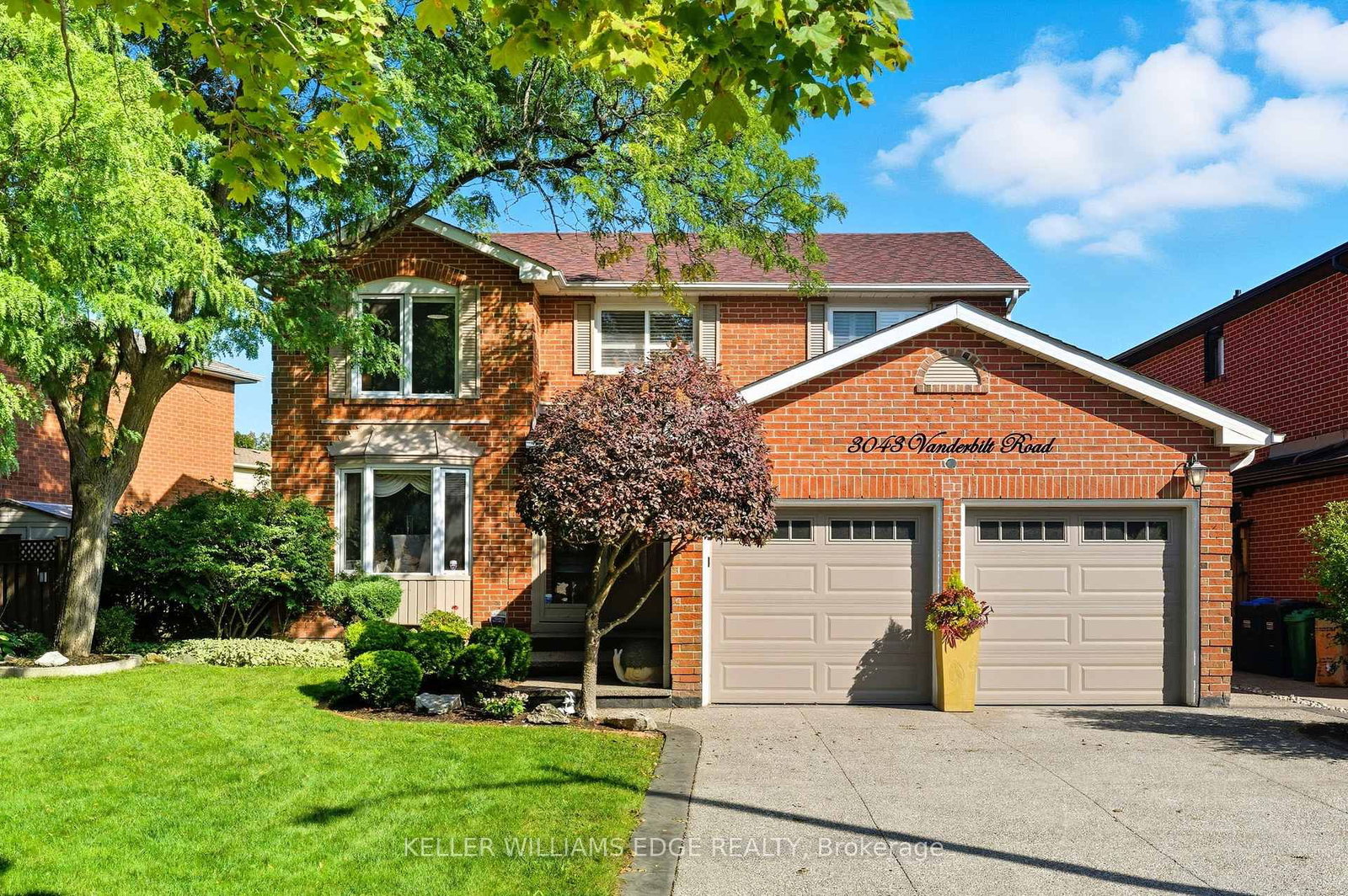 3043 Vanderbilt Mississauga,ON L5N 4W8