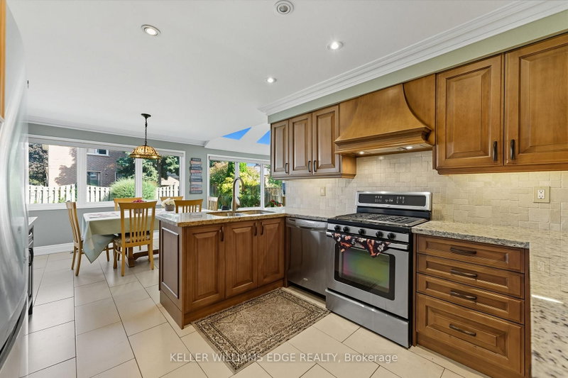 3043 Vanderbilt Mississauga,ON L5N 4W8 — Photo 4