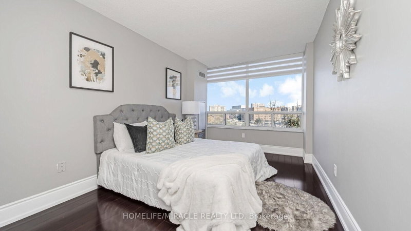22 Hanover Brampton,ON L6S 5K7 — Photo 16