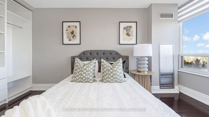 22 Hanover Brampton,ON L6S 5K7 — Photo 17