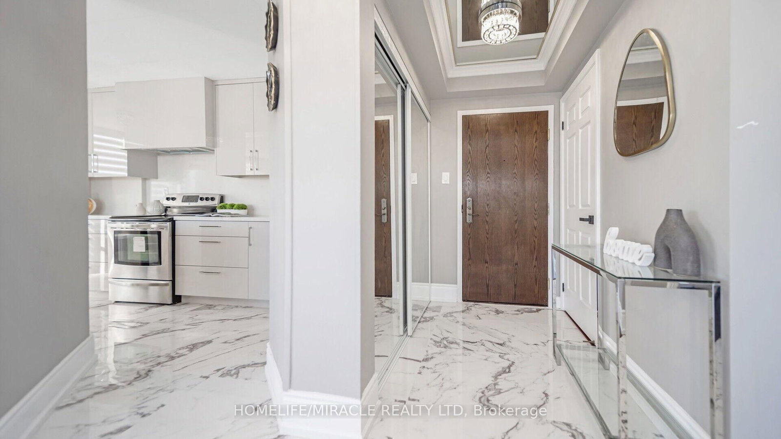 22 Hanover Brampton,ON L6S 5K7 — Photo 6