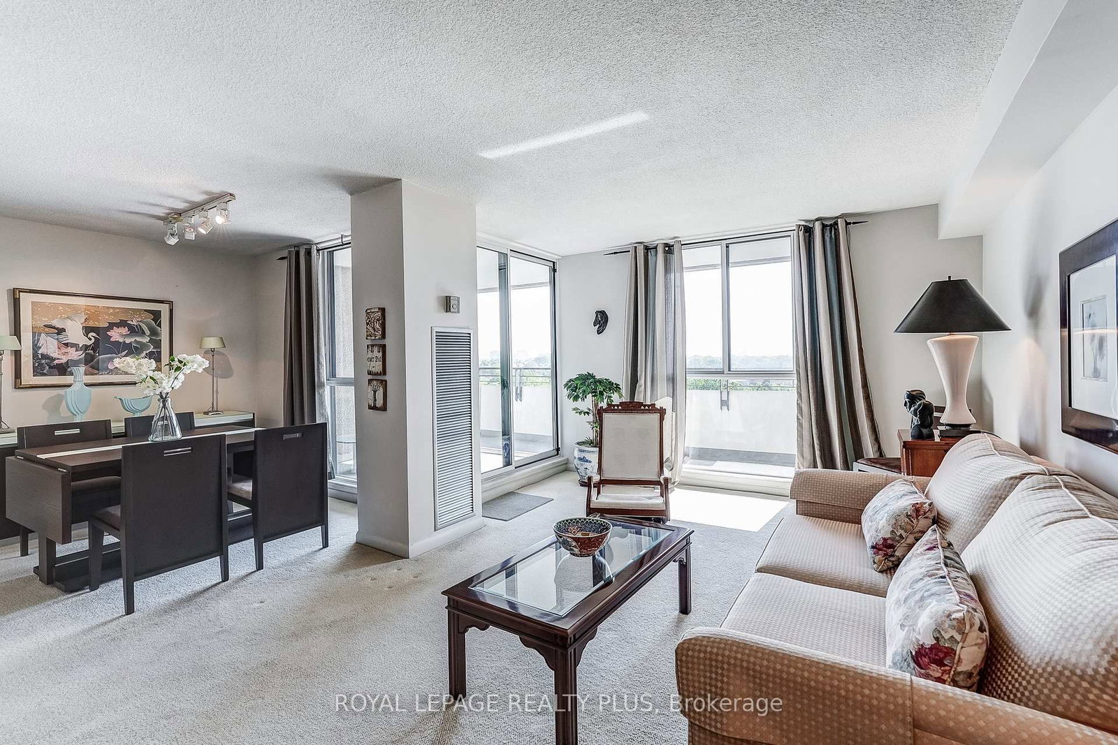 1320 Mississauga Valley Boulevard • #906 • Mississauga, ON photo 11
