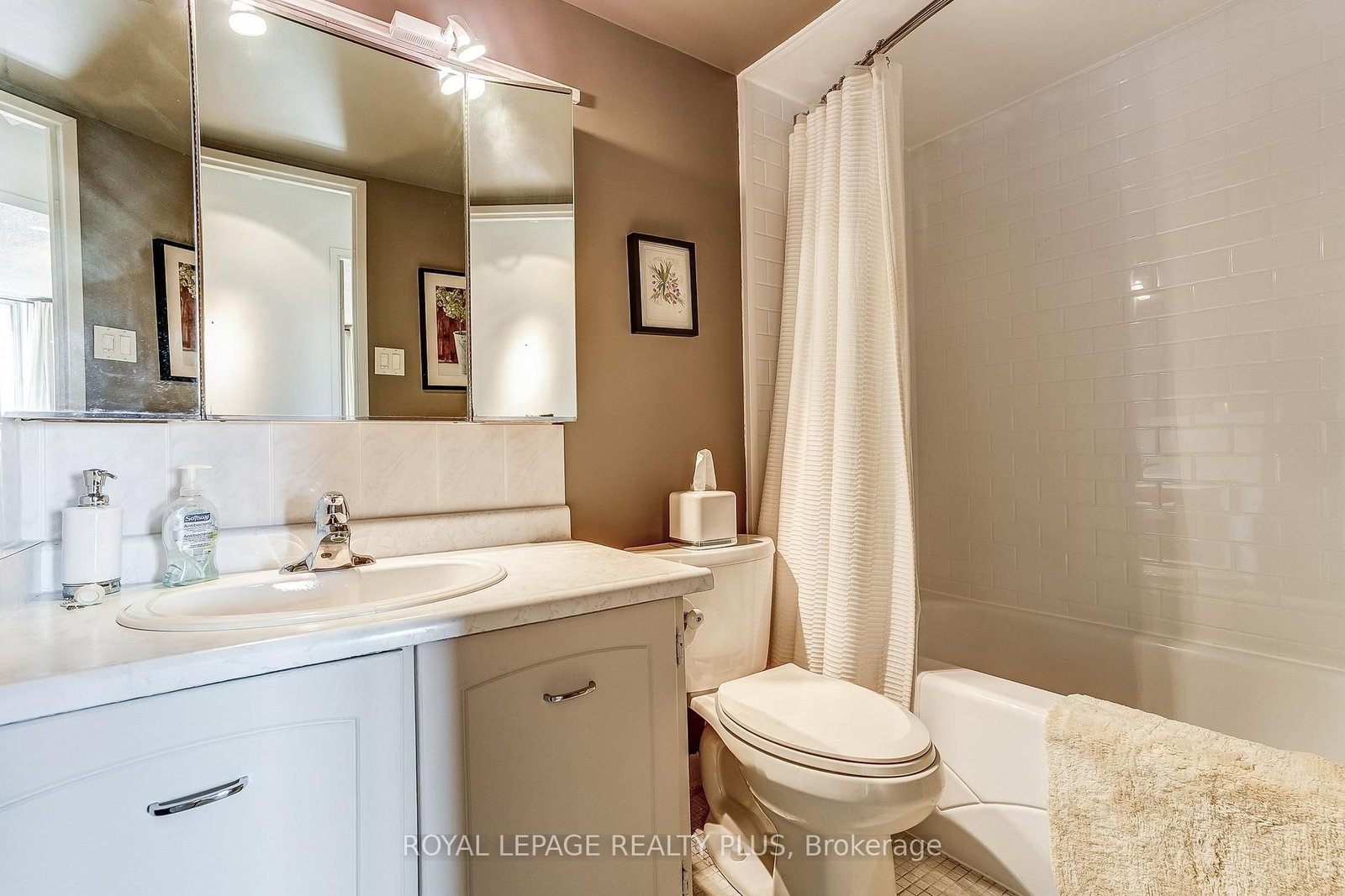 1320 Mississauga Valley Boulevard • #906 • Mississauga, ON photo 19