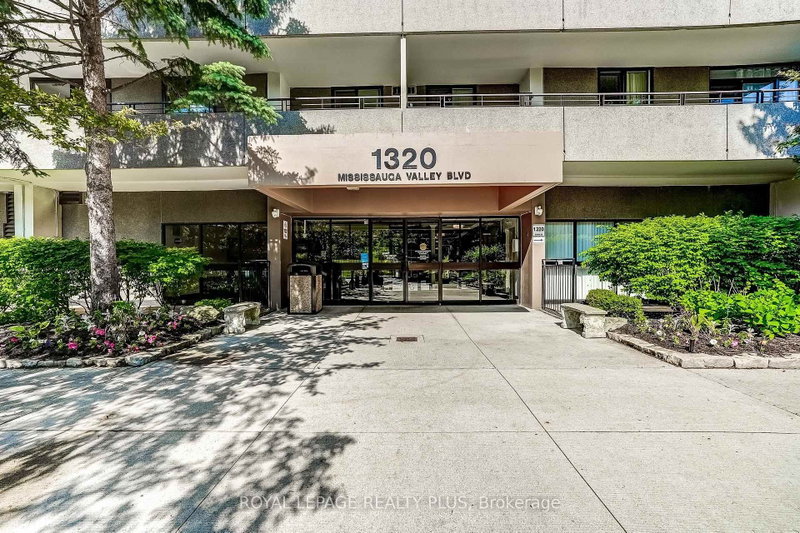 906 - 1320 Mississauga Valley Boulevard