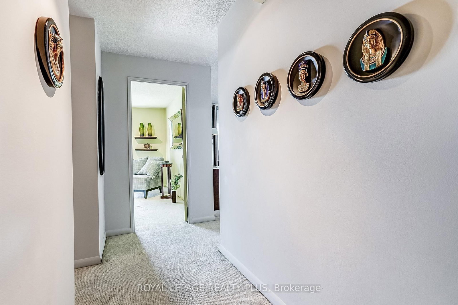 1320 Mississauga Valley Boulevard • #906 • Mississauga, ON photo 6