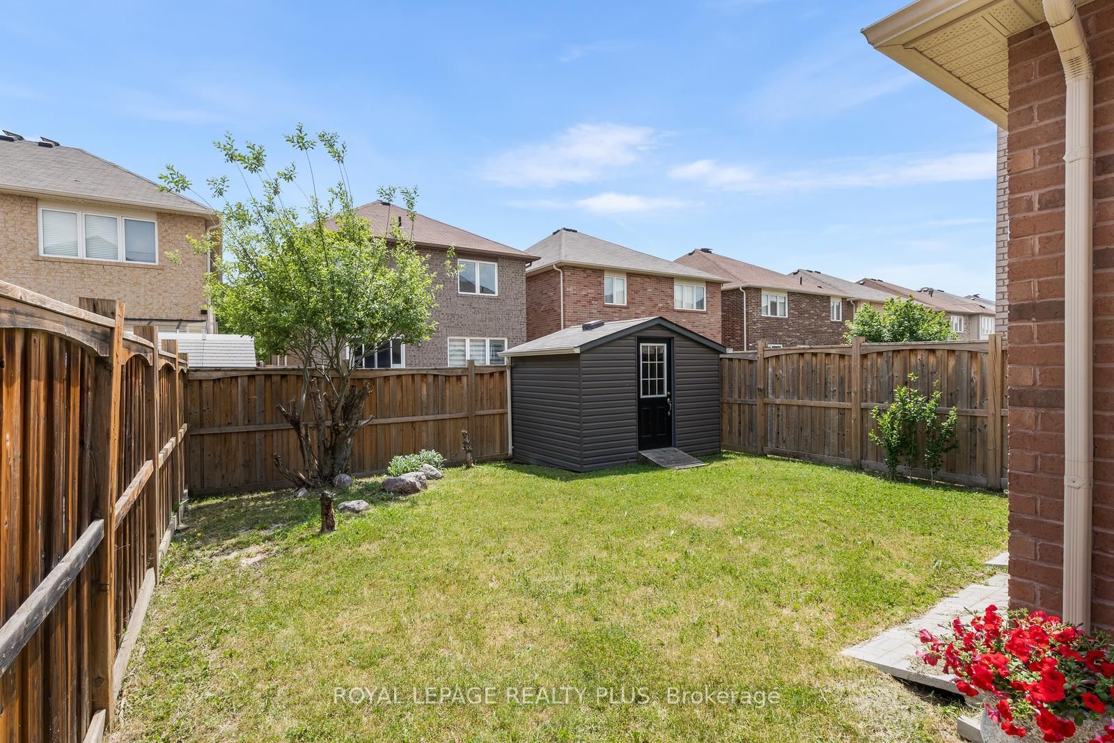 Listing Image 32
