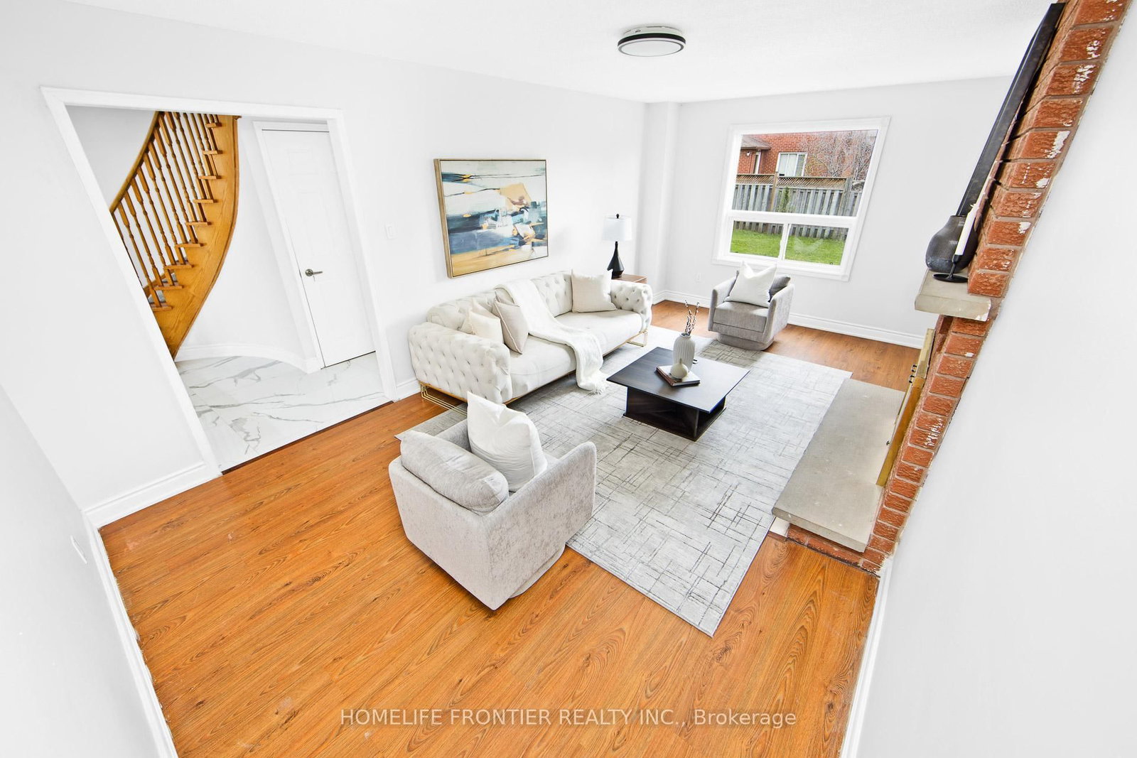 Listing Image 7