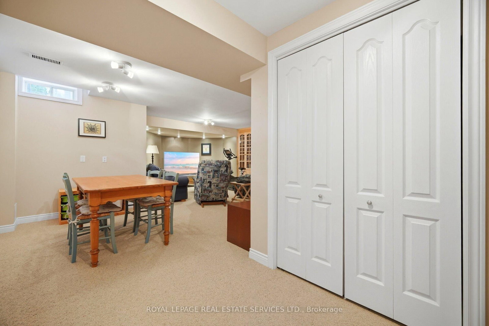 1600 Glenvista Drive • Oakville, ON photo 37