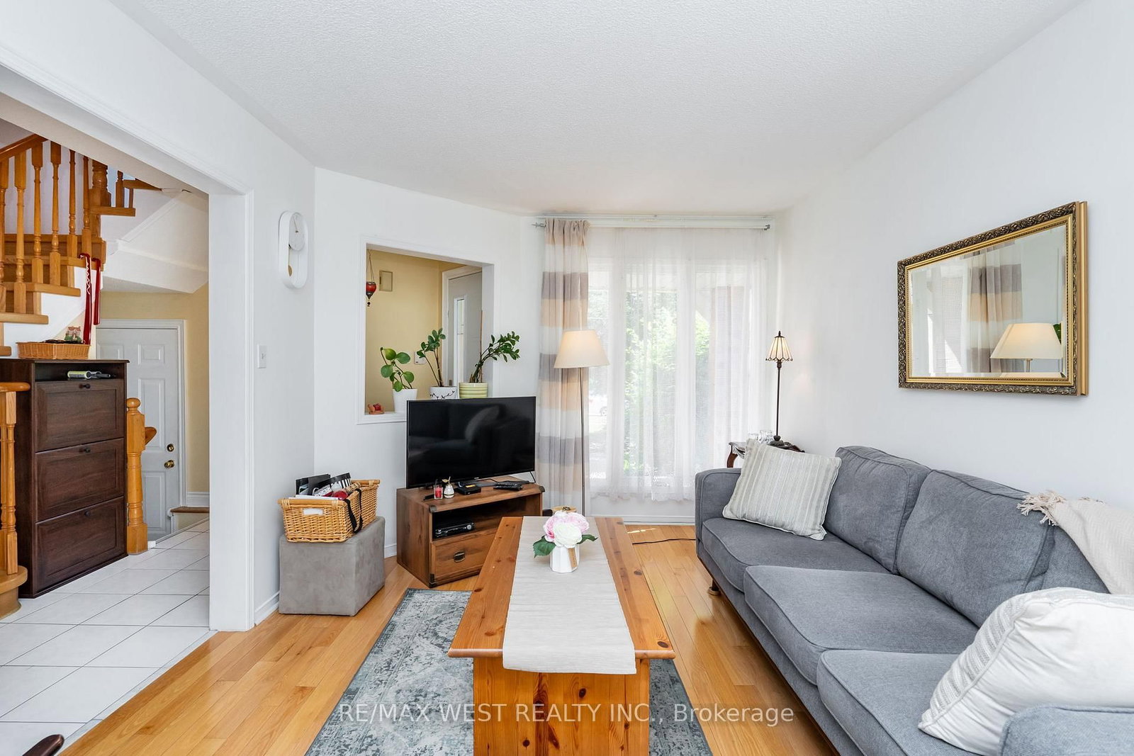 1216 Leewood Drive • Oakville, ON photo 11