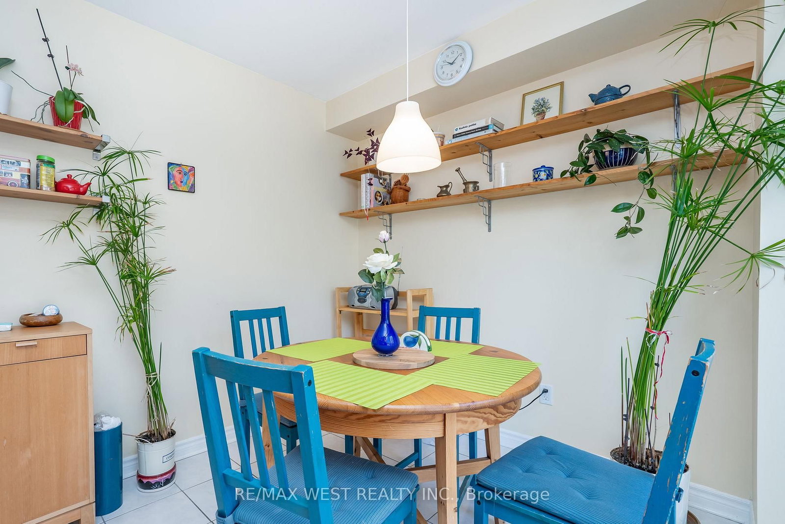 1216 Leewood Drive • Oakville, ON photo 21