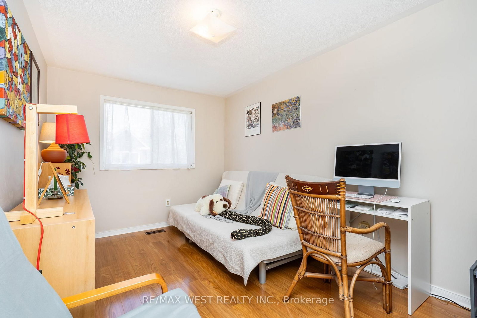 1216 Leewood Drive • Oakville, ON photo 38