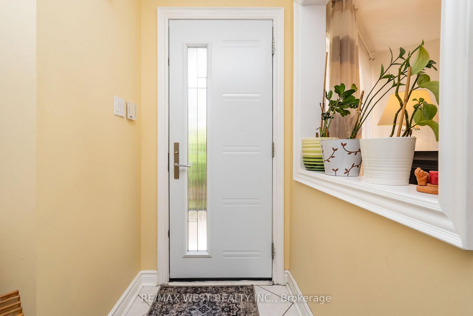 1216 Leewood Drive • Oakville, ON photo 6