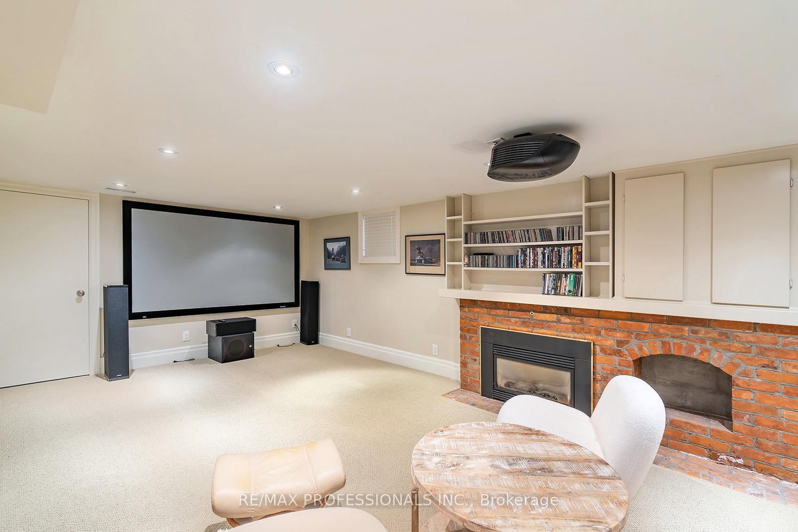 376 N Prince Edward Drive • Toronto, ON photo 33
