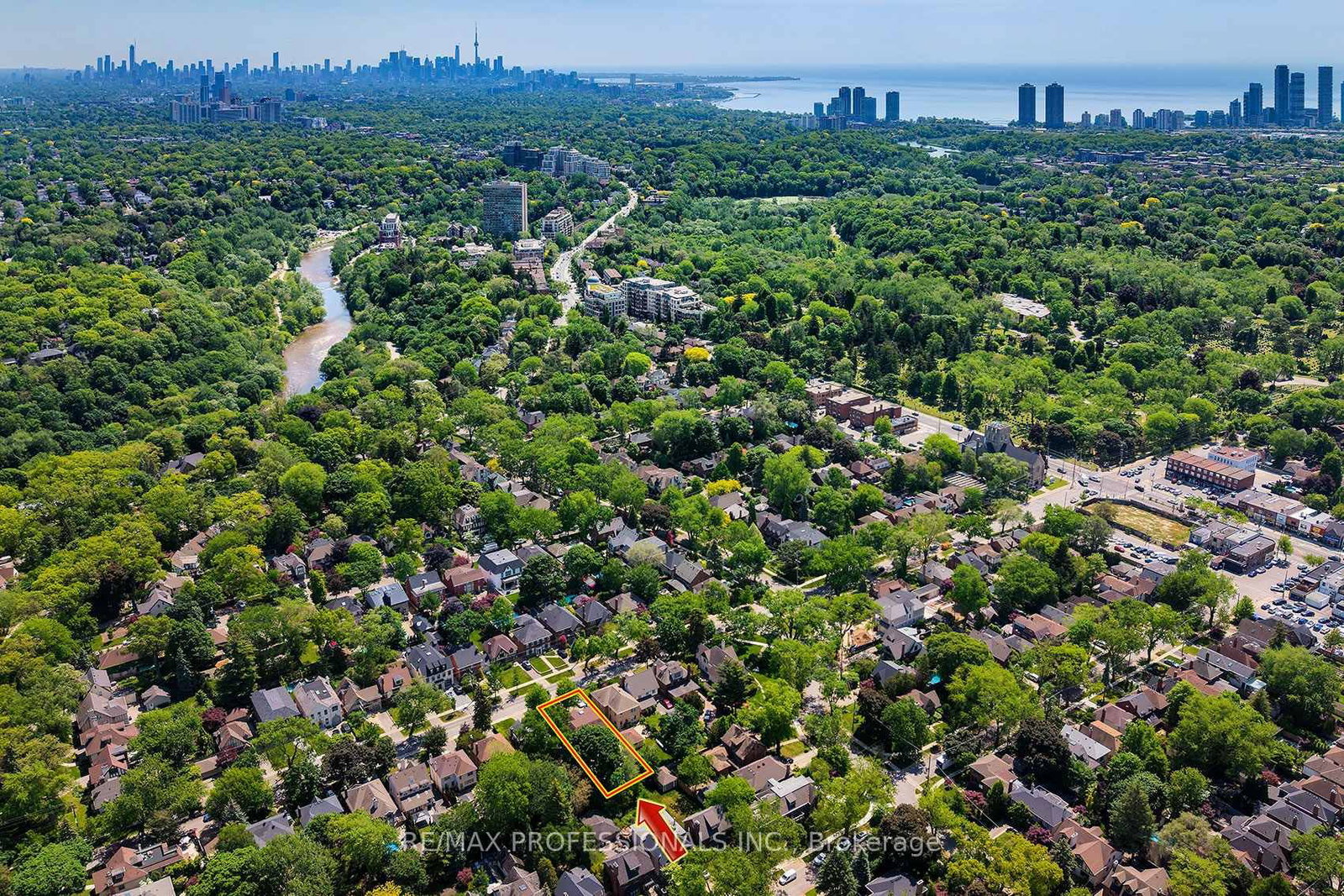 376 N Prince Edward Drive • Toronto, ON photo 47