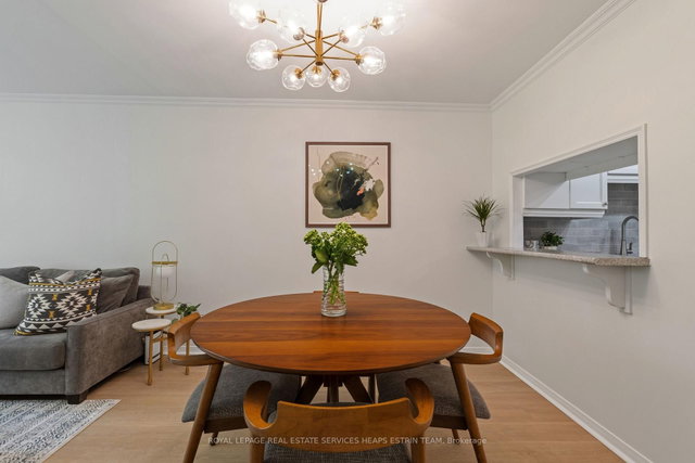 111 - 1485 Lakeshore Road E