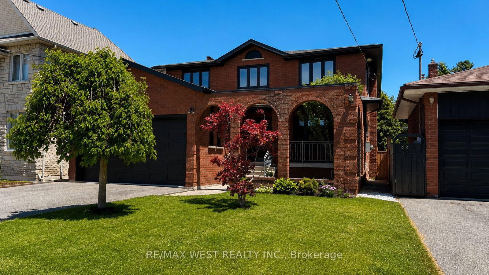 Detached House for sale at 65 Foch Avenue, Toronto, Ontario, M8W 3X5 - Alderwood - MLS: W13420084