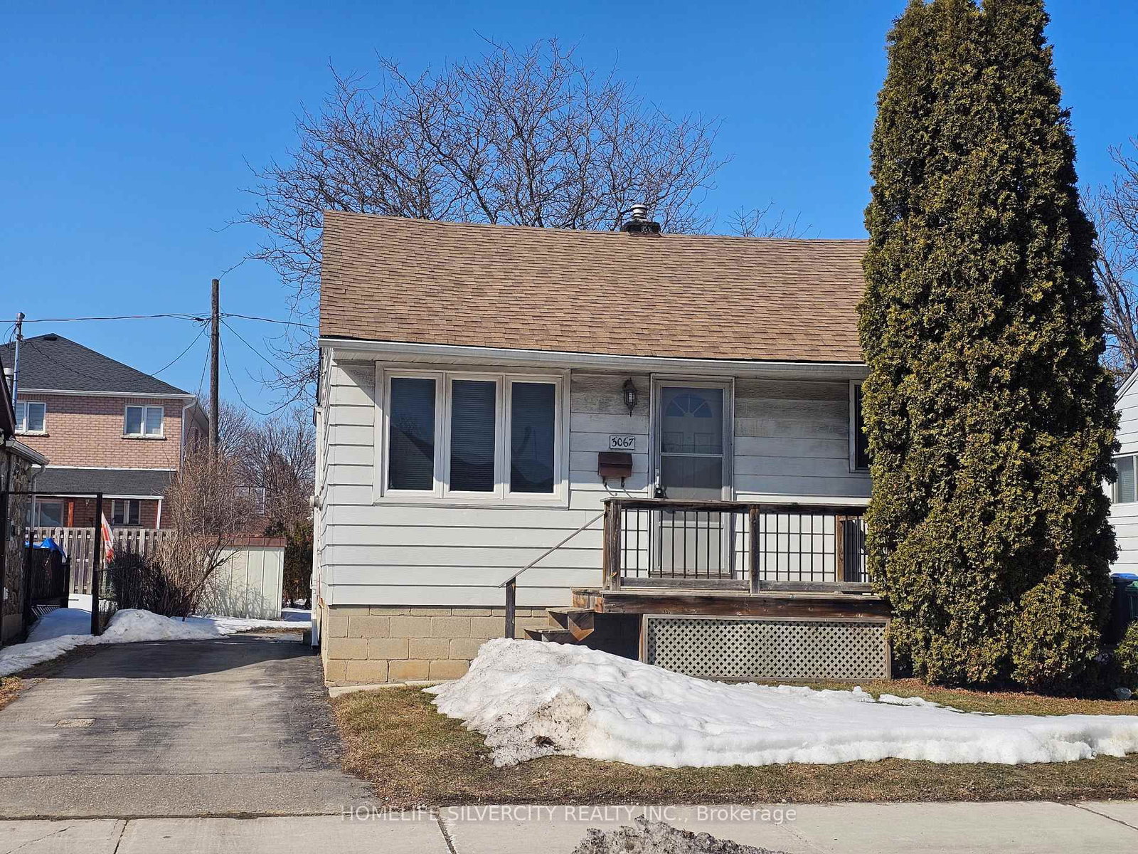 3067 Churchill Avenue • Mississauga, ON photo 3