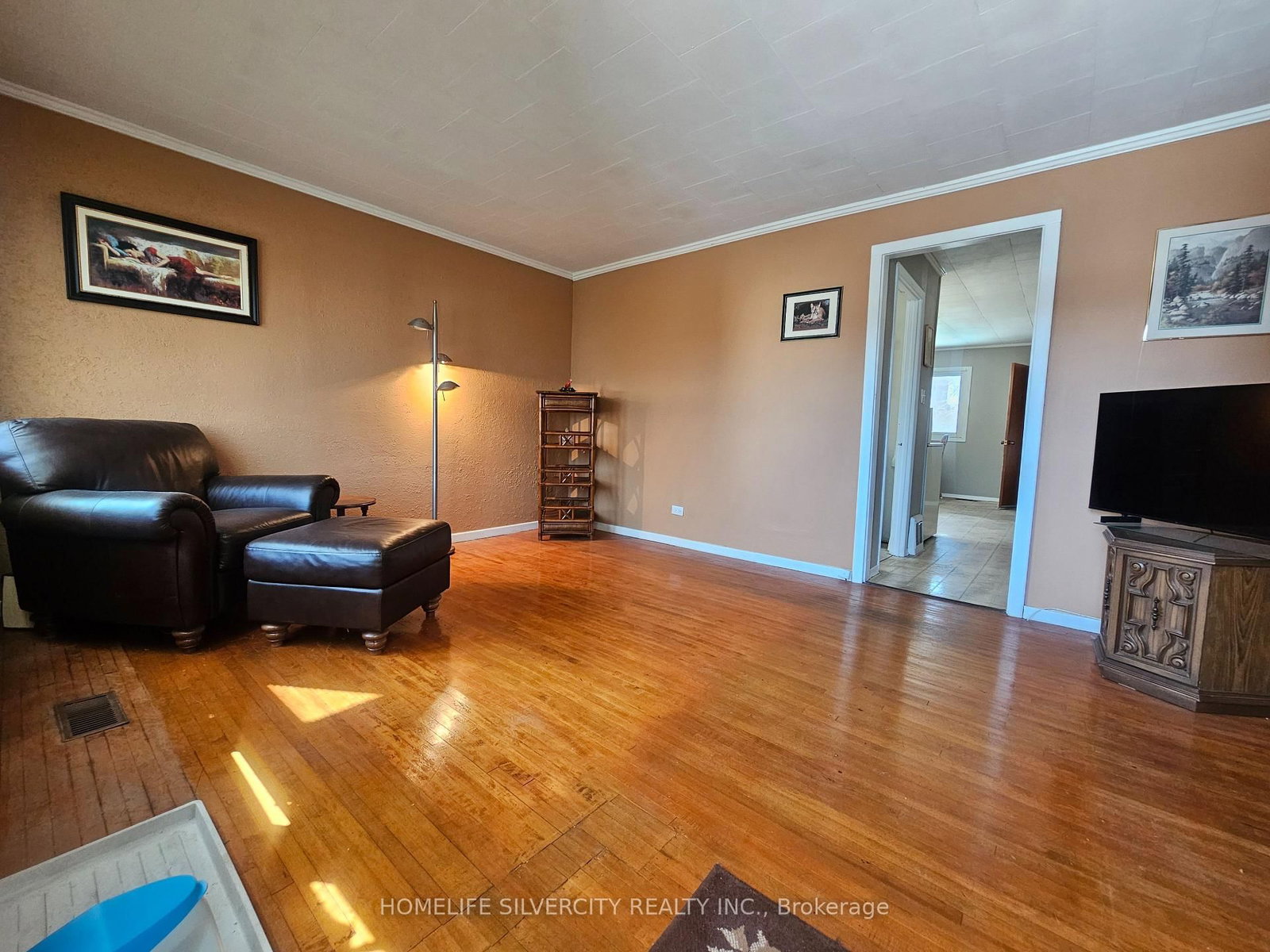 3067 Churchill Avenue • Mississauga, ON photo 5