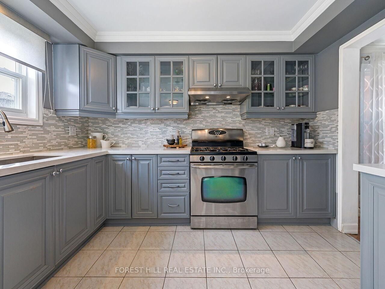4174 Rossland Crescent • Mississauga, ON photo 9