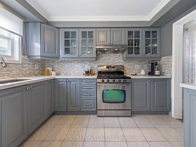 4174 Rossland Crescent • Mississauga, ON photo 9
