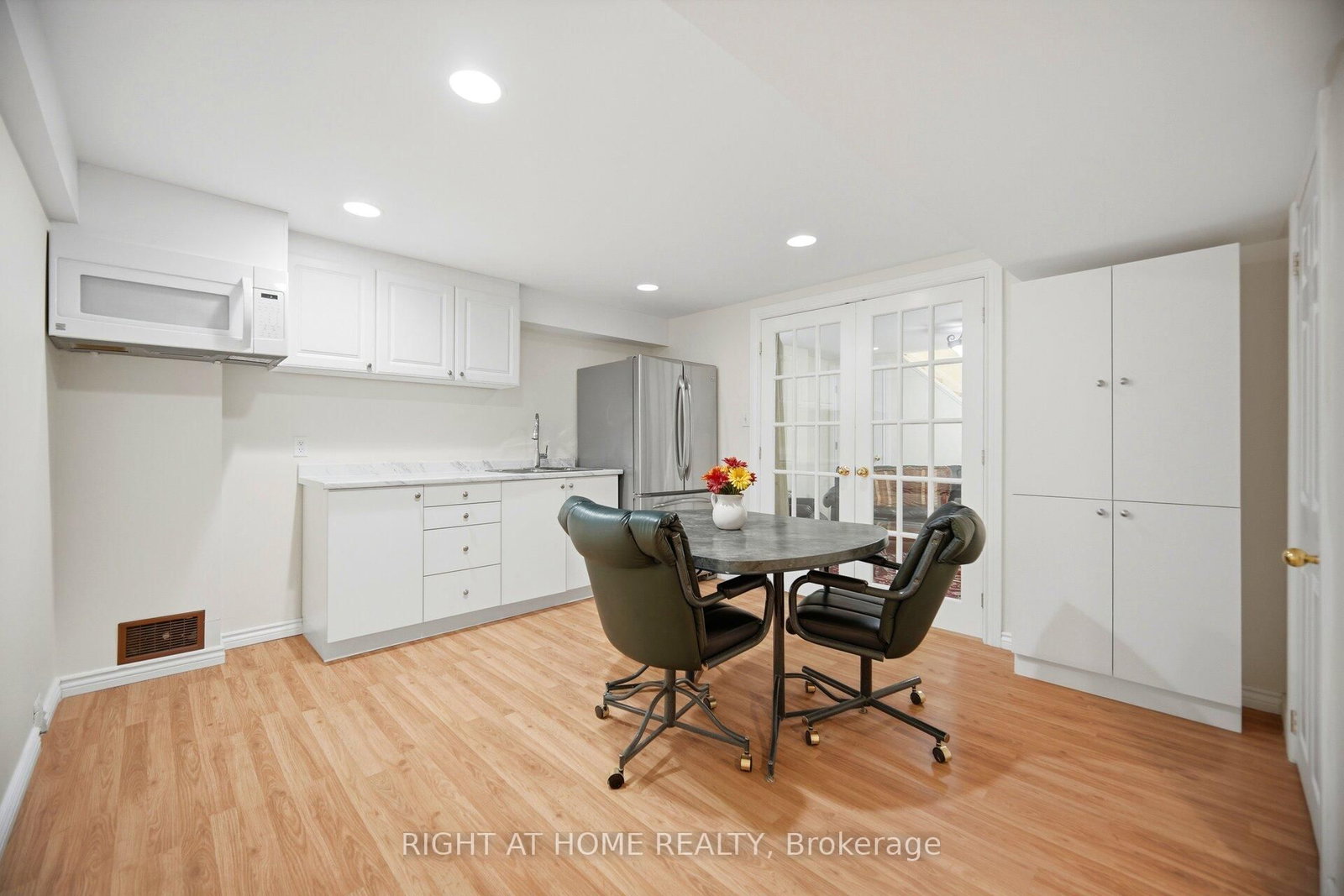 1021 Hemstreet Crescent • Milton, ON photo 42
