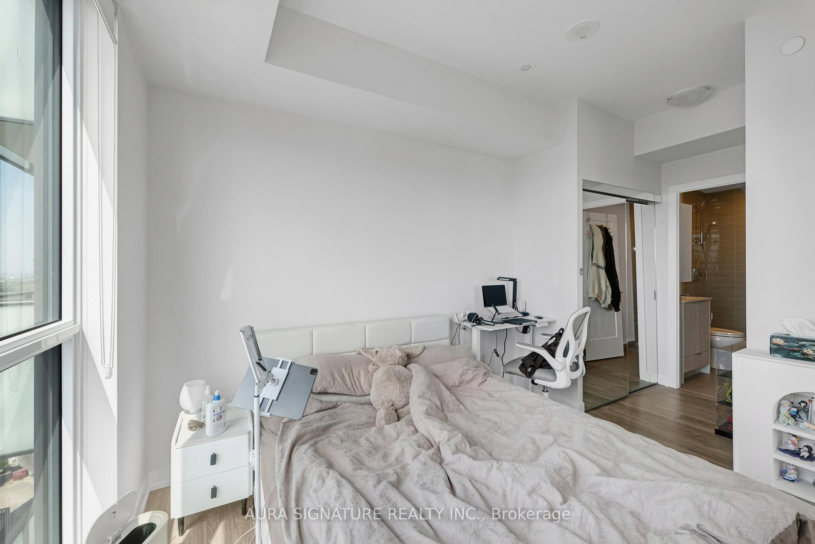 430 Square One Drive • #2408 • Mississauga, ON photo 25