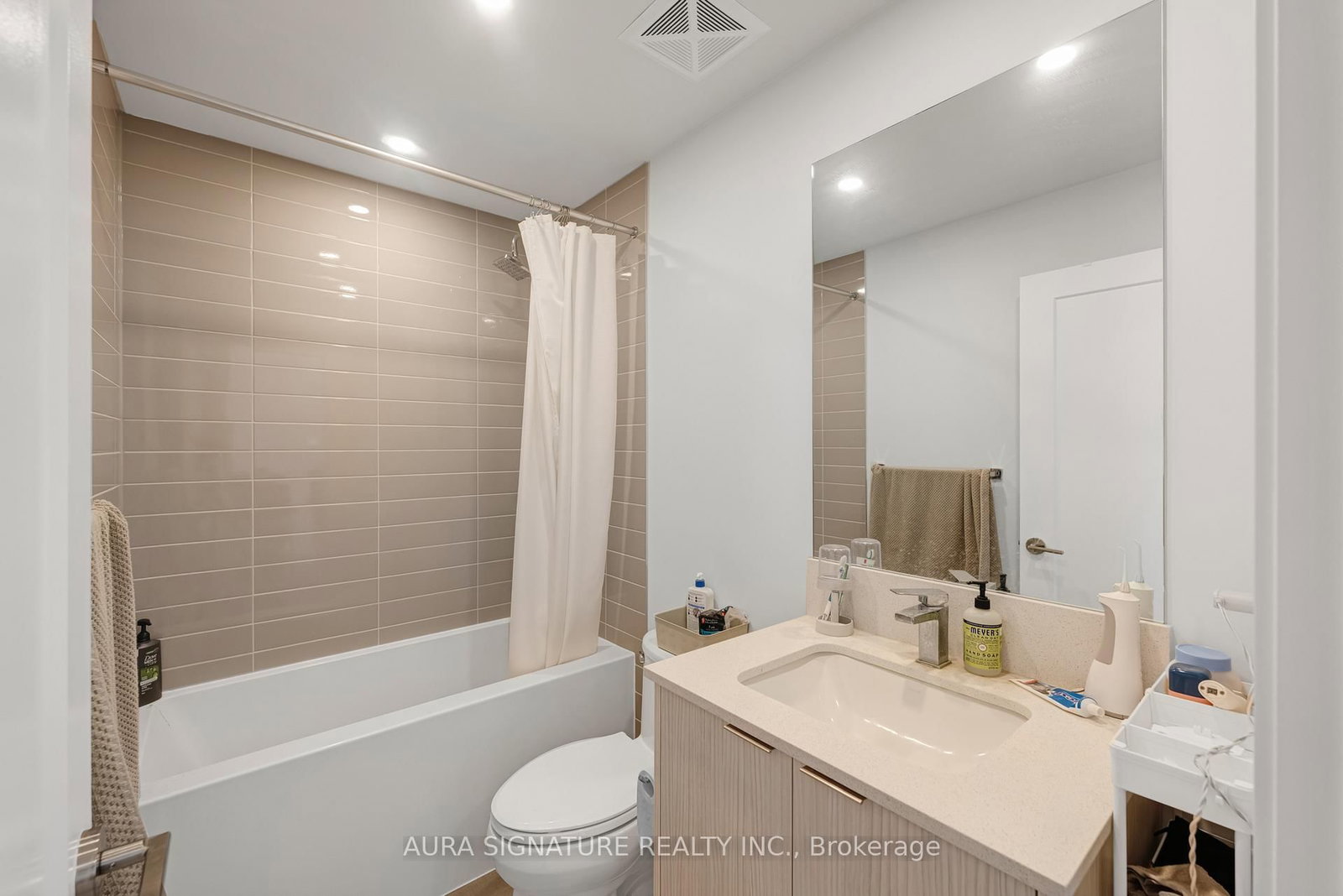 430 Square One Drive • #2408 • Mississauga, ON photo 30