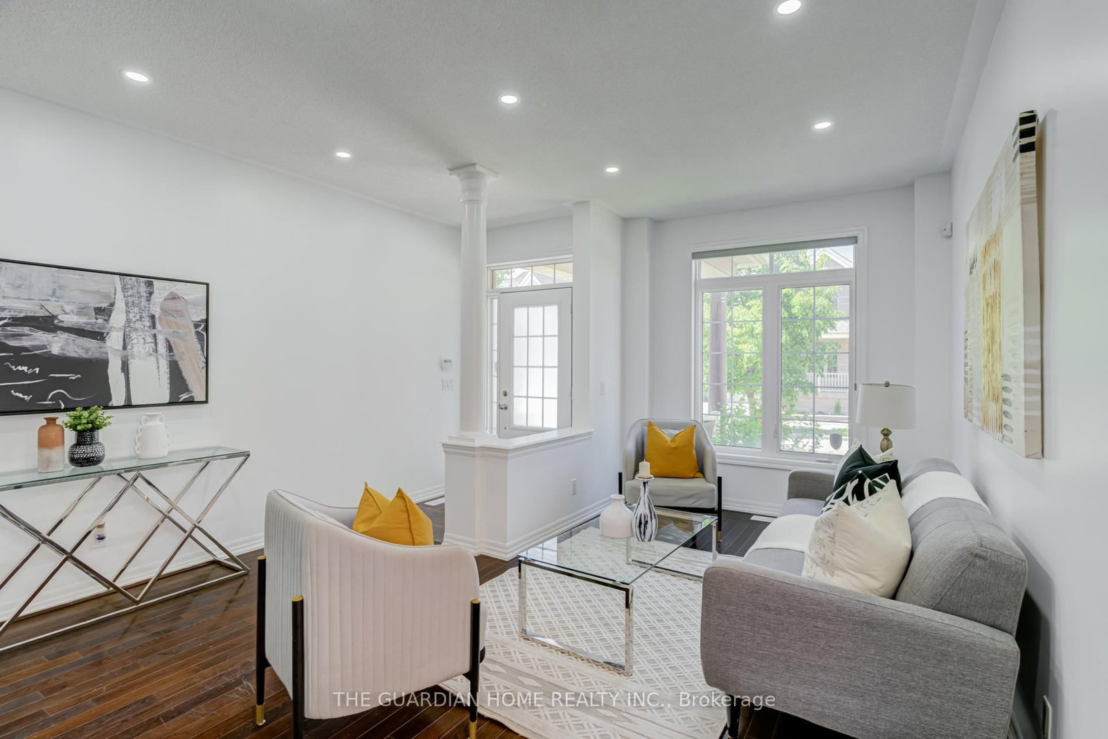 30 Aird Court • Milton, ON photo 9