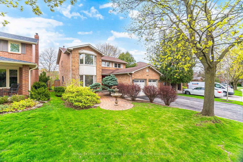 1004 Roxborough Drive