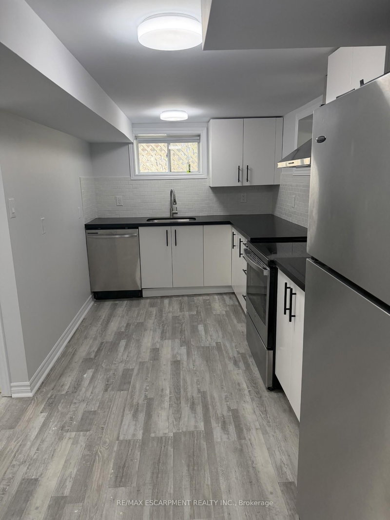 LOWER - 377 Martin Street