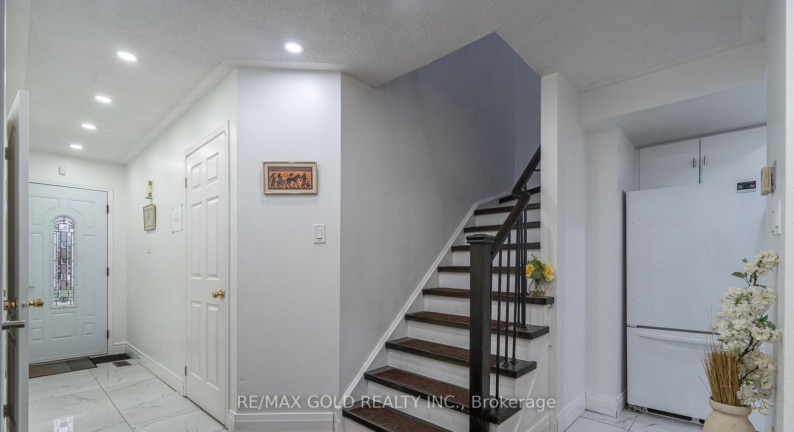 102 Bunchberry Way • Brampton, ON photo 11